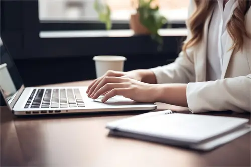 室内美食做法拍摄图片